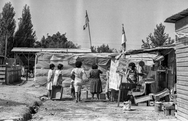 Campamento Cardenal Silva Henríquez, 1983. Fotografía de Kena Lorenzini.